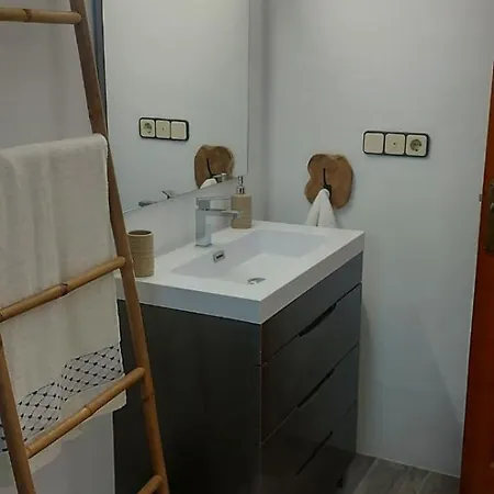 Apartamento Acogedor Con Vistas 80 M2 *